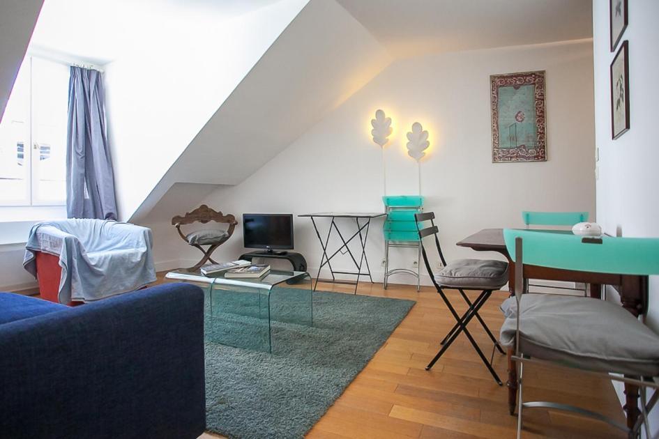 Appartamento 1 Bedroom In Marais Parigi