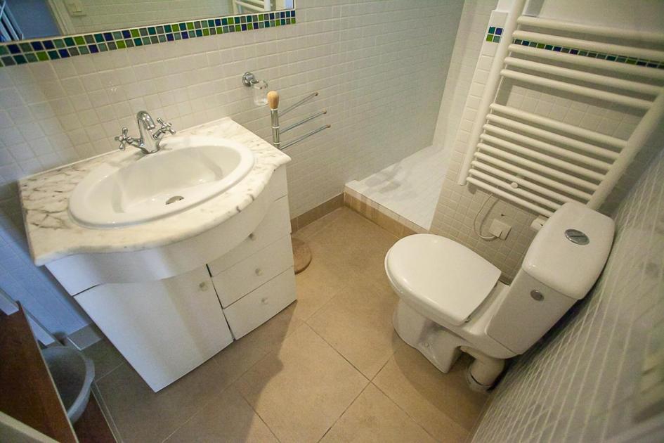1 Bedroom In Marais * Parigi